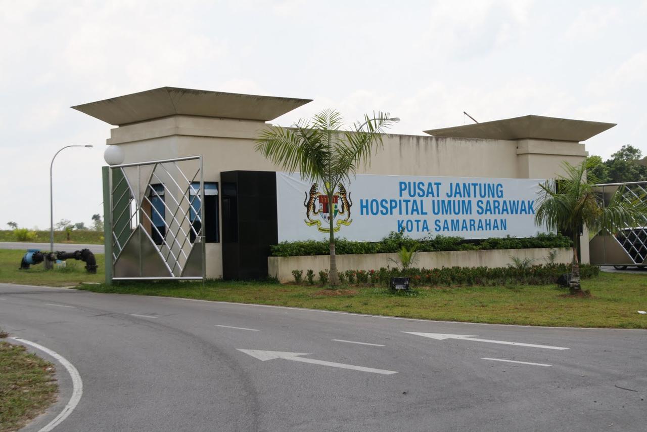 Place2Stay @ Campus Hub Kota Samarahan Exterior foto